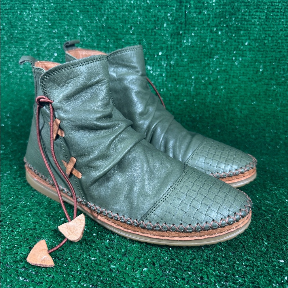 Spring Step Olive Green Leather Ankle Boots US 7.5 EU 38 Made in Turkey